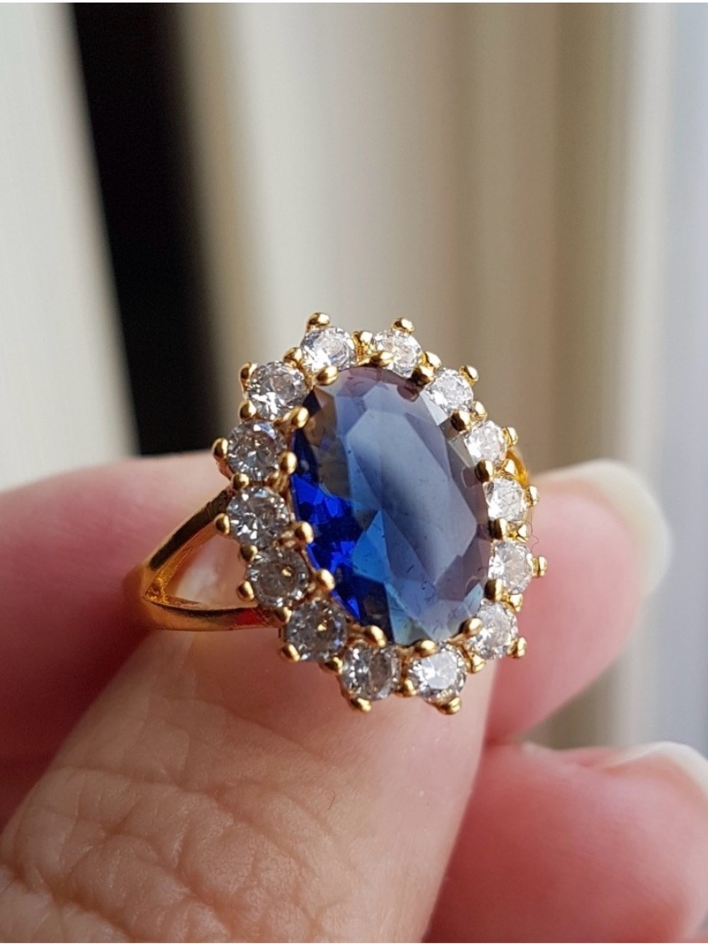 Swarovski Elements Gold 925 Sterling Silver Blue Sapphire Diana Oval Ring NEW
